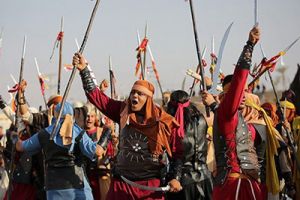 خدا ذلیل می کند