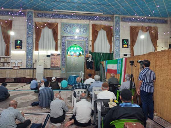 فاطمه زهرا(س)، الگویی در همه زمینه ها / 24 آذر 1404